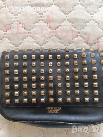 Victoria 's secret малка черна чанта , снимка 2 - Чанти - 50734989