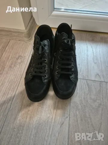 Дамски сникърси GEOX №40, снимка 2 - Кецове - 48176841