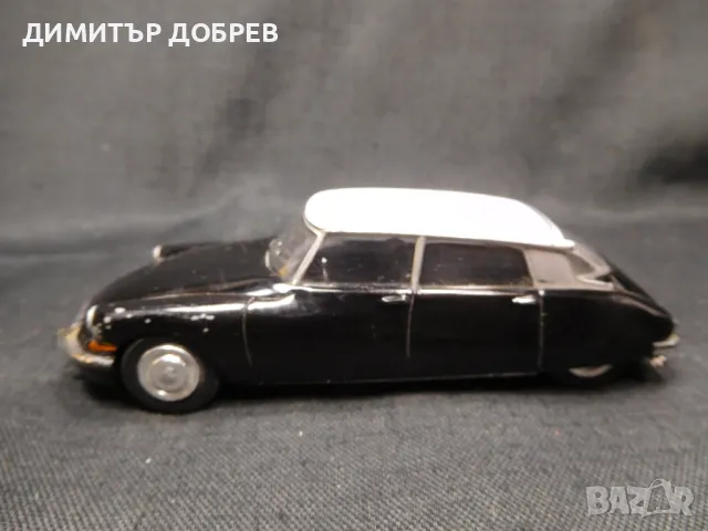 1/43 МЕТАЛНА КОЛИЧКА МАЩАБЕН МОДЕЛ CITROEN DS DEL PRADO, снимка 2 - Колекции - 49713578