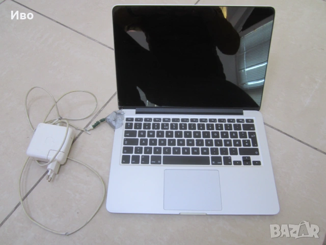 Apple MacBook Pro 13” Retina A1502