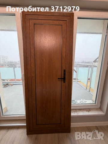 Алуминиева врата | златен дъб | с перваз