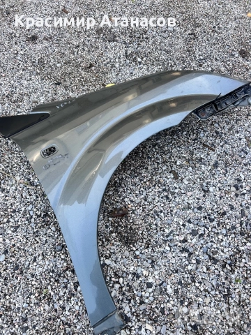 Калник преден десен за Тойота корола версо. 2004-2009г