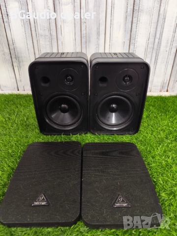 Behringer monitor 1c