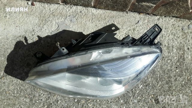 Фар за Mercedes R classe Xenon  ляв A2518203561, снимка 2 - Части - 35827971