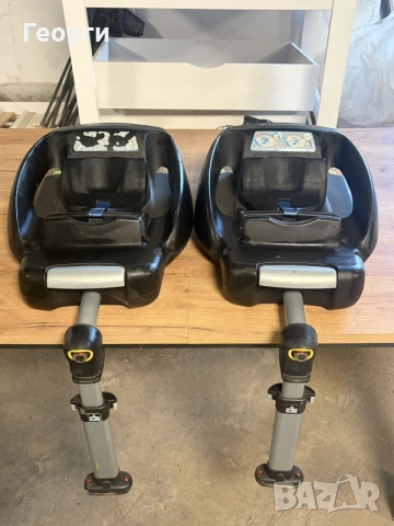 2 бр. повредени ISOFIX бази Maxi-Cosi EasyFix / CabrioFix – за части