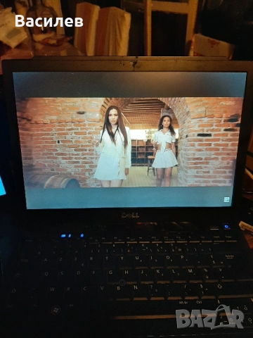 лаптоп Dell PP13S, снимка 4 - Лаптопи за дома - 52370557