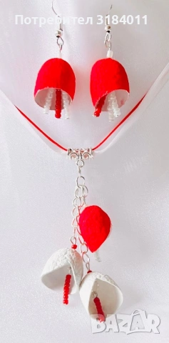 Обеци и колиета в червено и бяло, снимка 3 - Колиета, медальони, синджири - 53604416