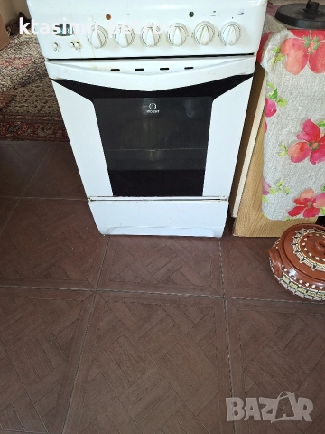 продавам комбинирана готварска печка, снимка 2 - Печки, фурни - 52870066