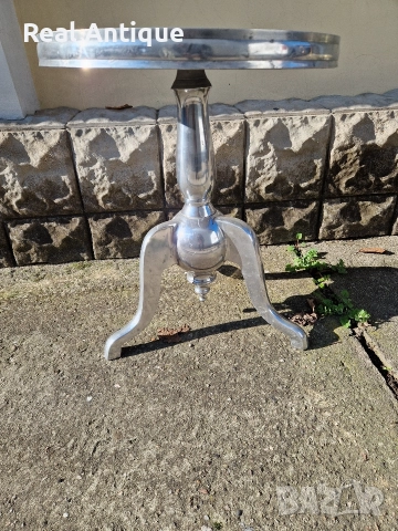 Чудесна антикварна алуминиева градинска масичка , снимка 3 - Градински мебели, декорация  - 52804024