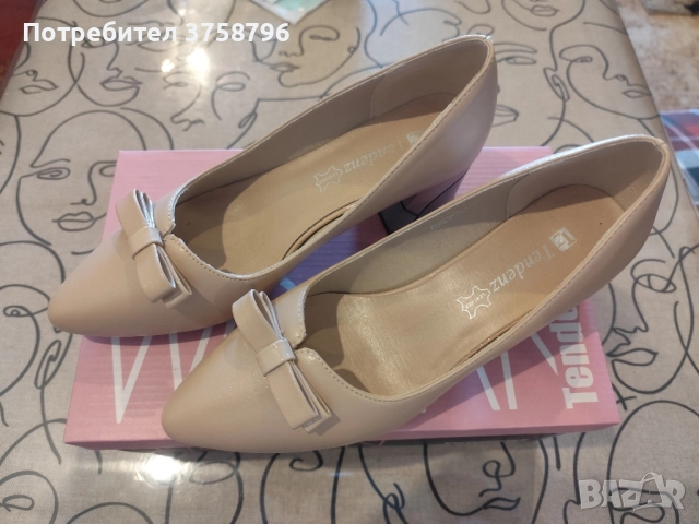 Дамски обувки с ток Чисто нови 