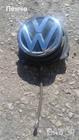 Бутон отваряне заден капак VW Golf VII Volkswagen Golf 7