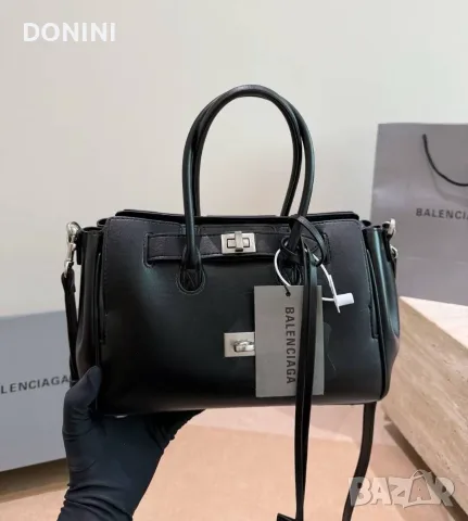 Balenciaga Дамска чанта, кожа, снимка 7 - Чанти - 56017837