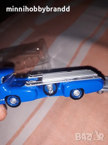 Mercedes Benz 1:64 Norev Renntransporter , снимка 18 - Колекции - 55826588