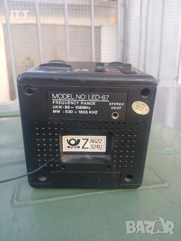 Продавам винтидж радио будилник (Supertech Cube ) , снимка 4 - Радиокасетофони, транзистори - 53831032