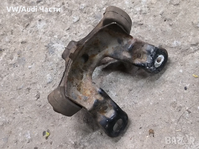 Тампон задно гърне за Голф 5 Ауди А3 Пасат Туран Джета VW Golf 5 Audi A3 8P Passat Touran Jetta , снимка 2 - Части - 50678311