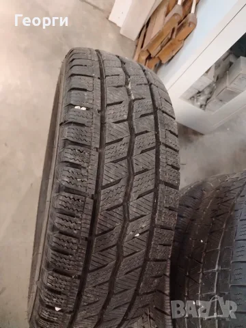 2бр. зимни гуми 205 65 16C Hankook