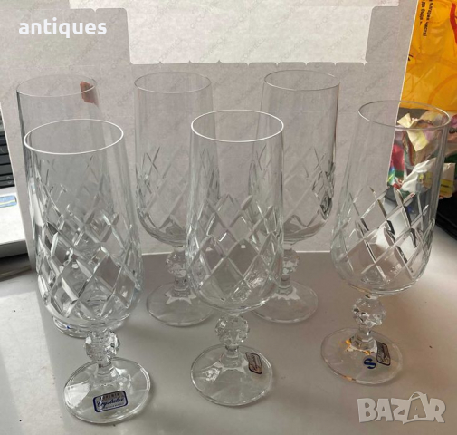 Търся / Купувам нови комплекти стъклени кристални чаши за вино, уиски, шампанско, вода, снимка 4 - Антикварни и старинни предмети - 36151552