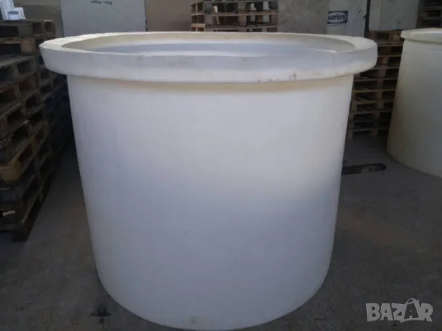 Вани, Резервоари, Бидони, IBC Контейнери - 1300 лт.