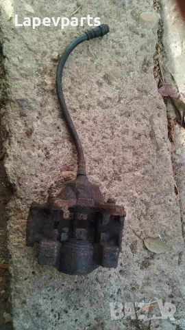 Заден ляв спирачен апарат Mercedes C class W203 2.2 CDI Мерцедес ц класа , снимка 5 - Части - 38060430