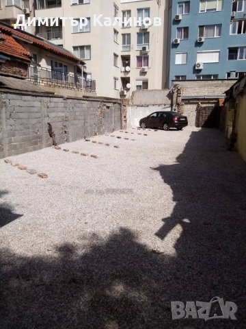 Паркомясто в Пловдив (Кючук Париж) под наем