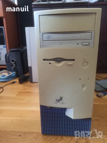Продавам настолен компютър E8400