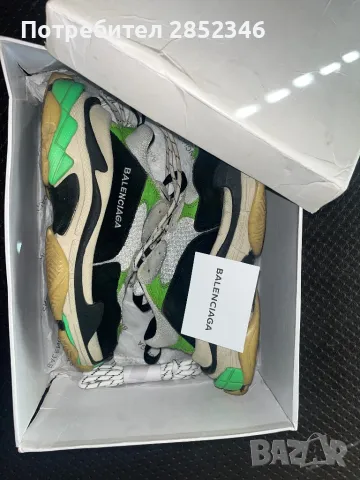 Balenciaga Triple S оригинални, снимка 9 - Дамски ежедневни обувки - 49169055