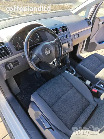 Фолксваген Туран 1,6 TDI, снимка 11 - Автомобили и джипове - 48741457