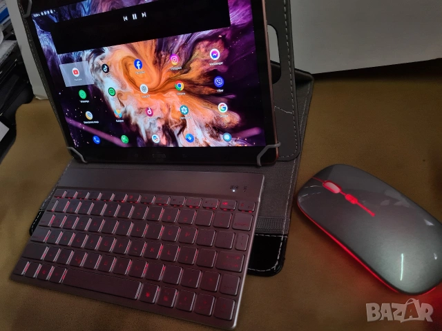 Samsung Galaxy Tab S 128GB 10.5 LTE bluetooth клавиатура и мишка с подсветка и кейс. , снимка 2 - Таблети - 53330503