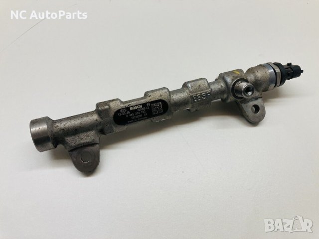 Горивна рейка за Опел Комбо 1.6 дизел A16FDH 105 коня 55215208 0445214192 BOSCH 2014