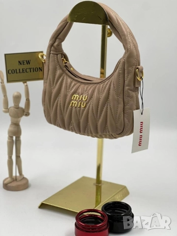 чанти Miu Miu , снимка 12 - Чанти - 51435512