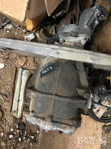 заден диференциал Mercedes E270 CDI W211 Автоматик 2004г.