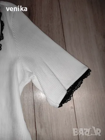 Дамски дрехи L размер , снимка 3 - Тениски - 49631856