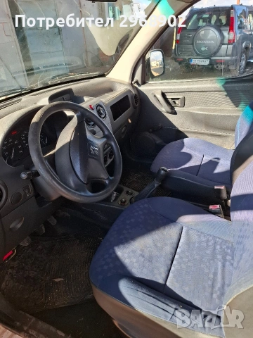 продавам баничарка много добро техническо състояние Всичко работи по нея преглед застраховка, снимка 4 - Бусове и автобуси - 53621912