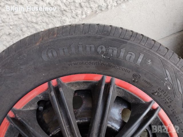 Гуми и джанти със тасове балансирани всичко е гот 185/70/14 CONTINENTAL PREMIUM Contact5 г Като нови, снимка 5 - Гуми и джанти - 39639194