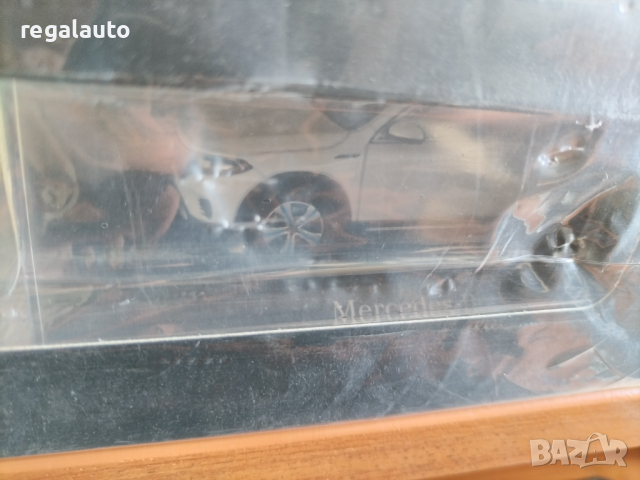 B66961277,умален модел die-cast Mercedes-Benz EQB,Progressive Line,X243,1:43, снимка 3 - Колекции - 44634730