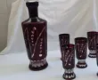 Кристални чаши и гарафа червен цветен кристал , снимка 1