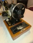Продавам много запазена   съветска електрическа шевна машина „Класса 2-М” с документи, снимка 4