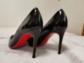 Дамски официални обувки, черен лак, червена подметка ток 10см, снимка 1 - Дамски обувки на ток - 42169223