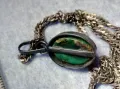СТАРИНЕН СРЕБЪРЕН РЕТРО ПЕНДАНТ с НАТУРАЛЕН ЗЕЛЕН НЕФРИТ и СРЕБЪРНА ВЕРИЖКА МАРКОВО СРЕБРО 975 43300, снимка 2