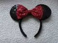 Оригинална диадема - уши Minnie Mouse Disneyland Paris с пайети, снимка 1
