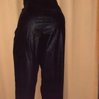 М Черен,кожен панталон/клин/ с висока талия , снимка 7 - Клинове - 36052907