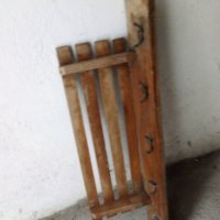 Стара, ретро дървена етажерка, снимка 2 - Закачалки - 24710956