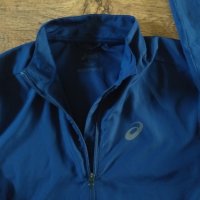 Asics Core Running Jacket en Azul - страхотно мъжко горнище КАТО НОВО, снимка 3 - Спортни дрехи, екипи - 40958387