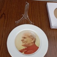 Порцеланови чинии и чаши с лика на Папа Йоан Павел втори , снимка 6 - Колекции - 39259305