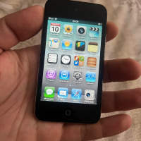 iPod Touch 4 / 8GB , снимка 1 - iPod - 44600868