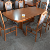 Комплект разтегателна маса с 6 стола, снимка 1 - Маси - 44697895