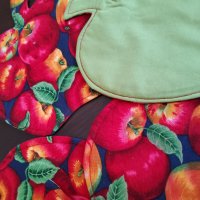 Текстилни ябълки, снимка 3 - Покривки за маси - 41043093