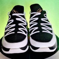 Nike Lebron XVII Low White Gold Swoosh , снимка 2 - Маратонки - 41882860