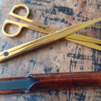 нож и ножица комплект Лерхе Lerche Солинген Solingen с 24 карата златно покритие и китайски лак,, снимка 3 - Антикварни и старинни предмети - 36132439