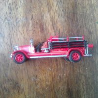 Стар модел американска пожарна машина, снимка 2 - Колекции - 38655607
